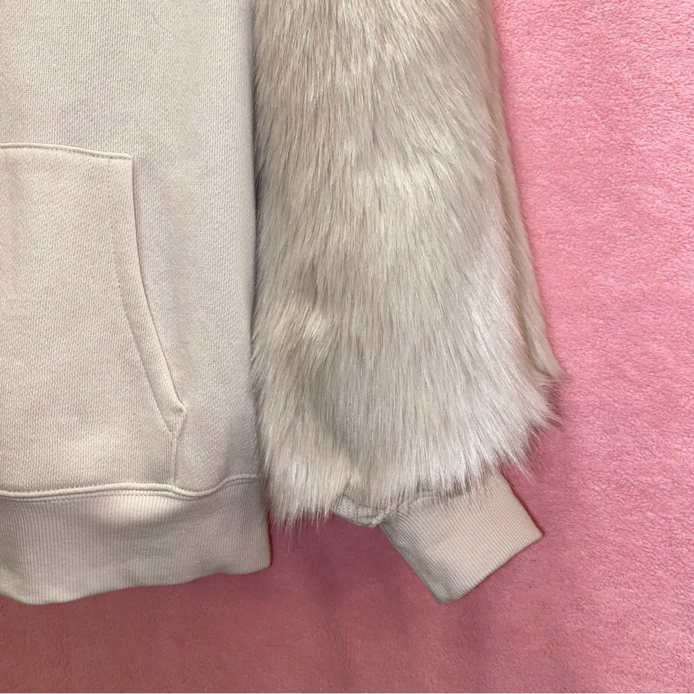 Express White Faux Fur Trim Sleeves Hoodie Sweatshirt Small Furry Christmas Gift - Picture 5 of 15